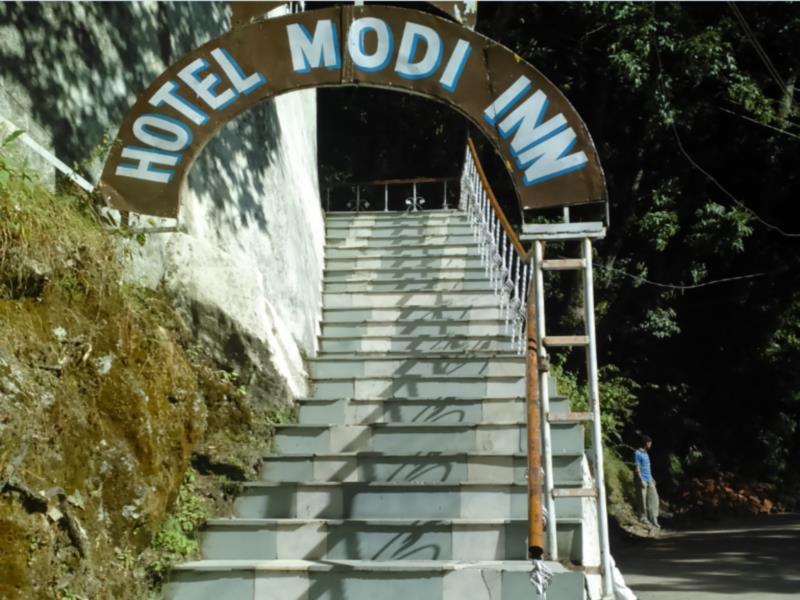 Modi Inn Rock Side Dalhousie Esterno foto